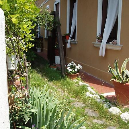 Perla B&B Lido di Venezia Екстер'єр фото