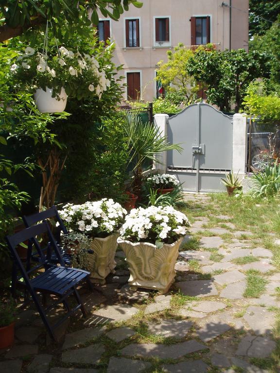 Perla B&B Lido di Venezia Екстер'єр фото